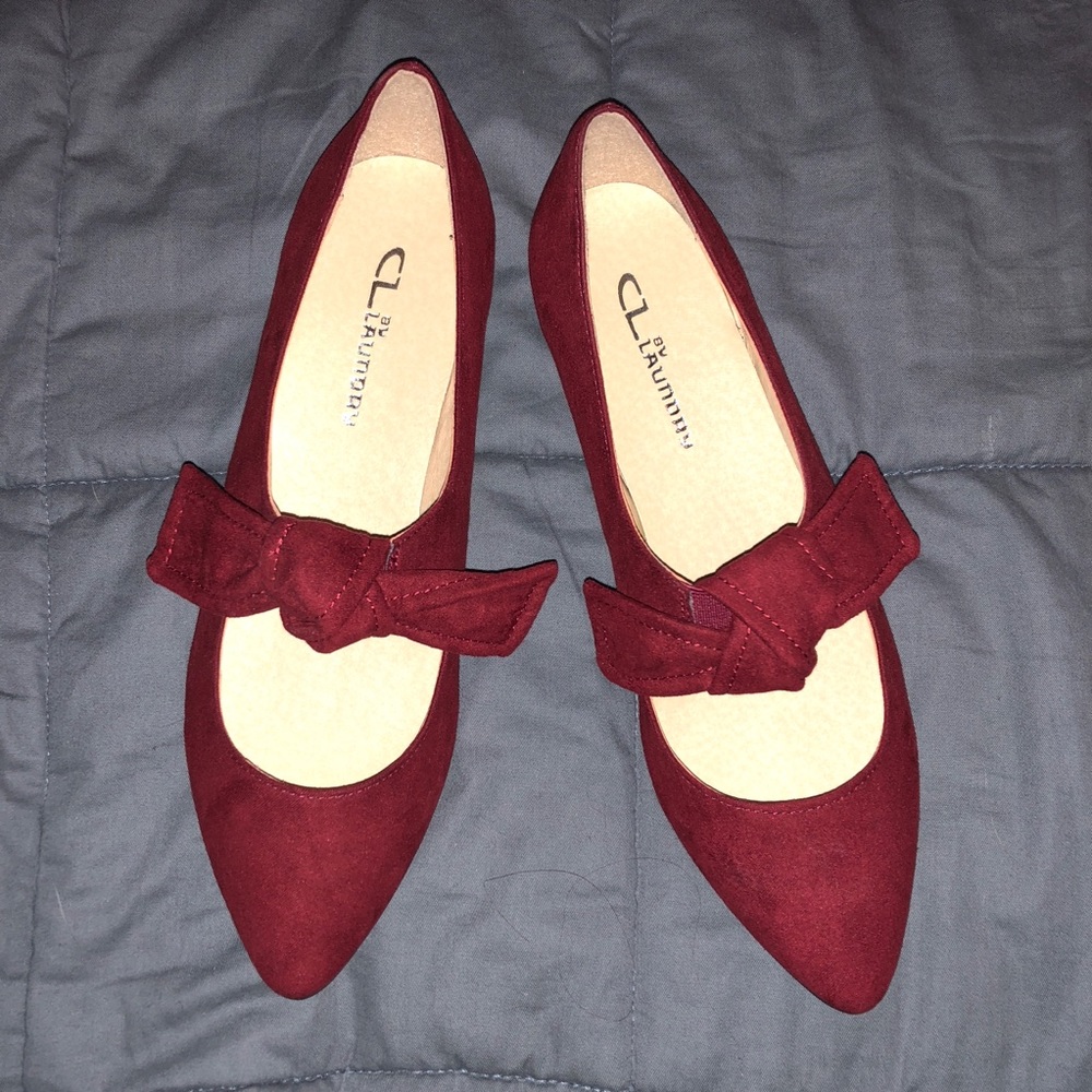 Red velvet flats with bow